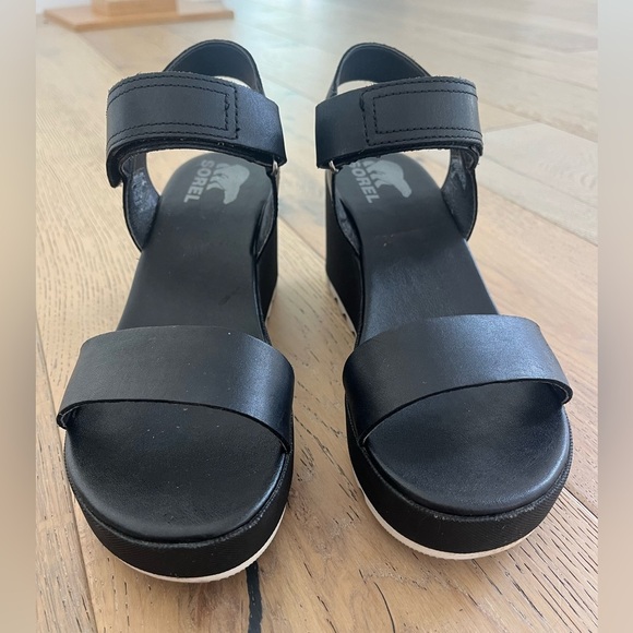 Sorel Cameron Wedge Sandal Velcro Black Women 8.5 Casual Chunky Minimal - Picture 9 of 9
